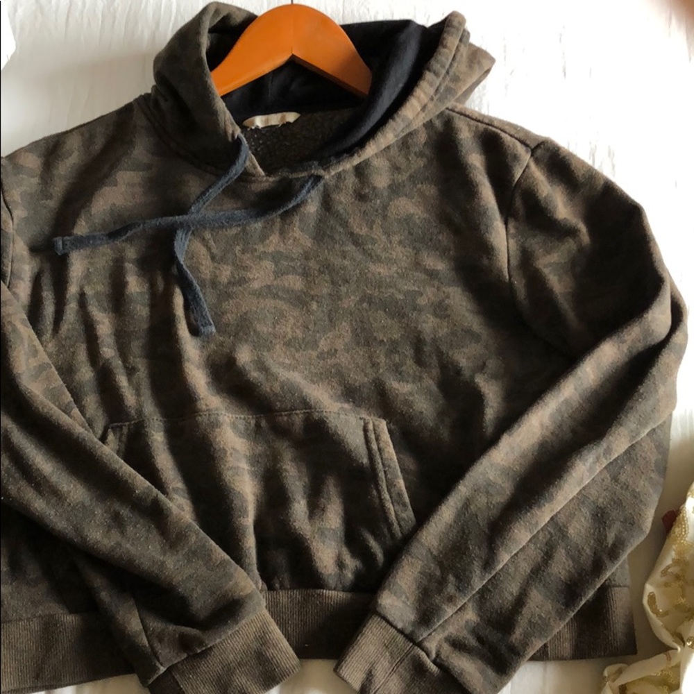 Camo sweater crop top